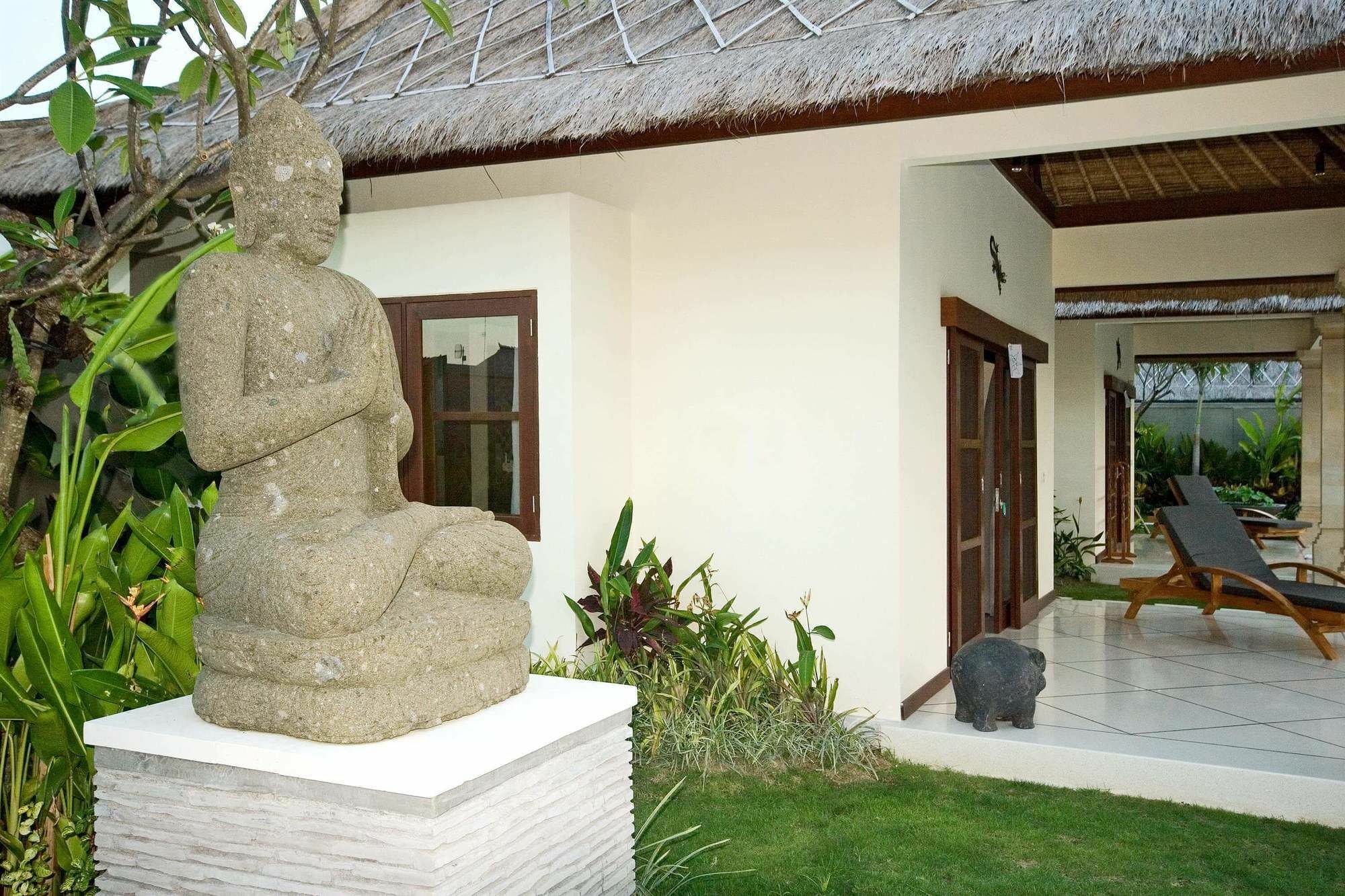 Villa Alam เซมินยัค ภายนอก รูปภาพ
